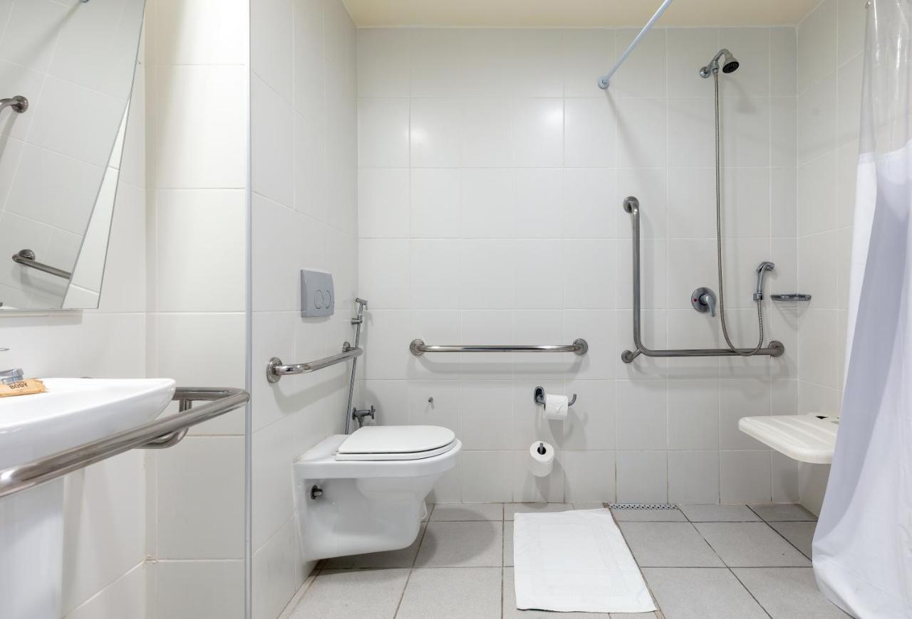Ibis Budget Bh Afonso Pena Savassi Бело Оризонти Екстериор снимка