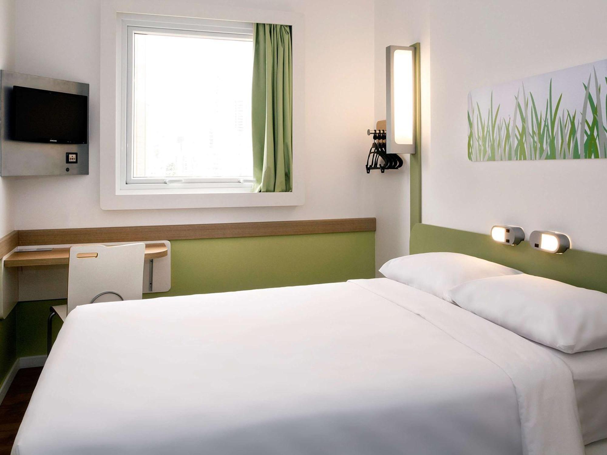 Ibis Budget Bh Afonso Pena Savassi Бело Оризонти Екстериор снимка