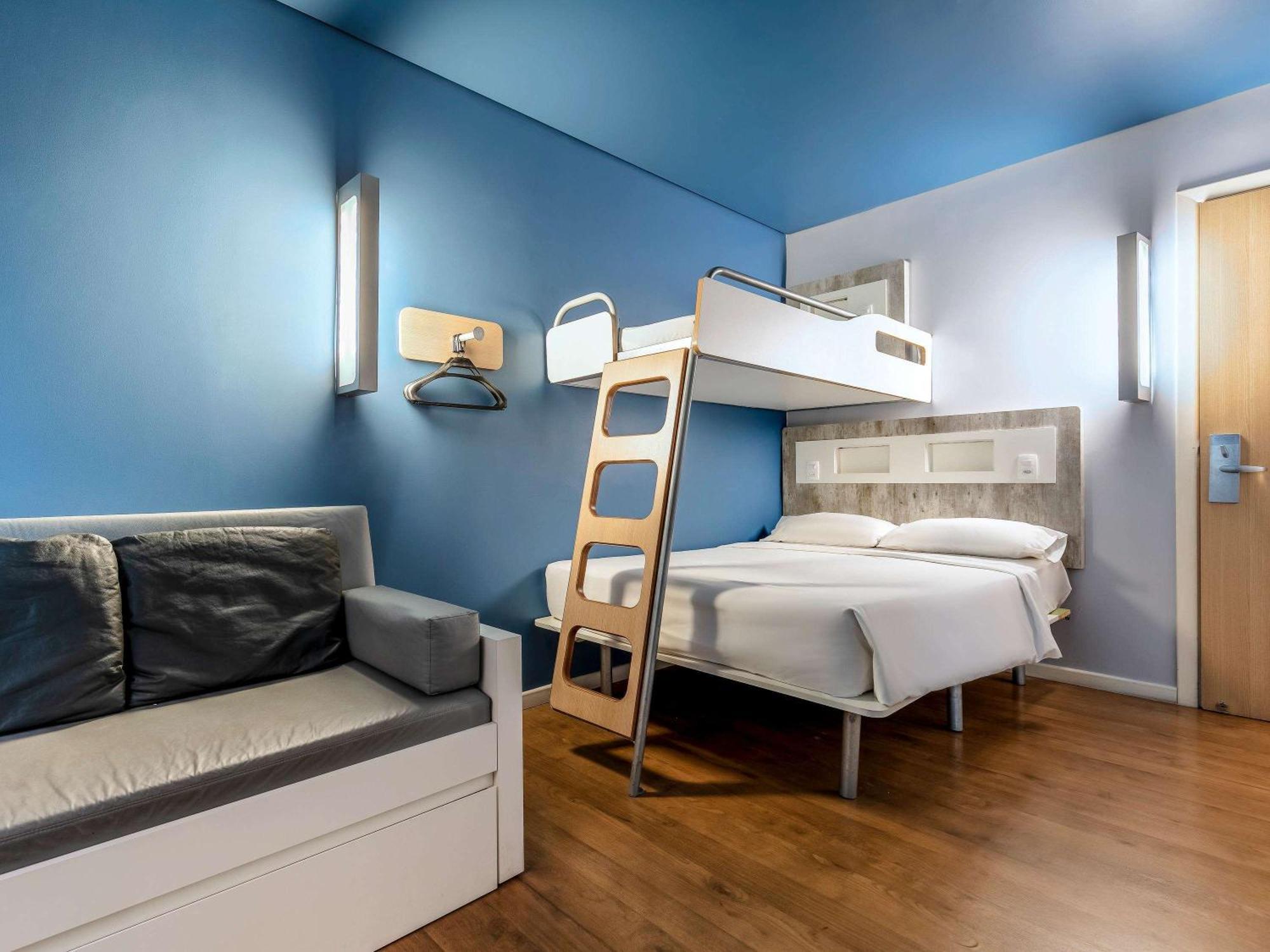 Ibis Budget Bh Afonso Pena Savassi Бело Оризонти Екстериор снимка
